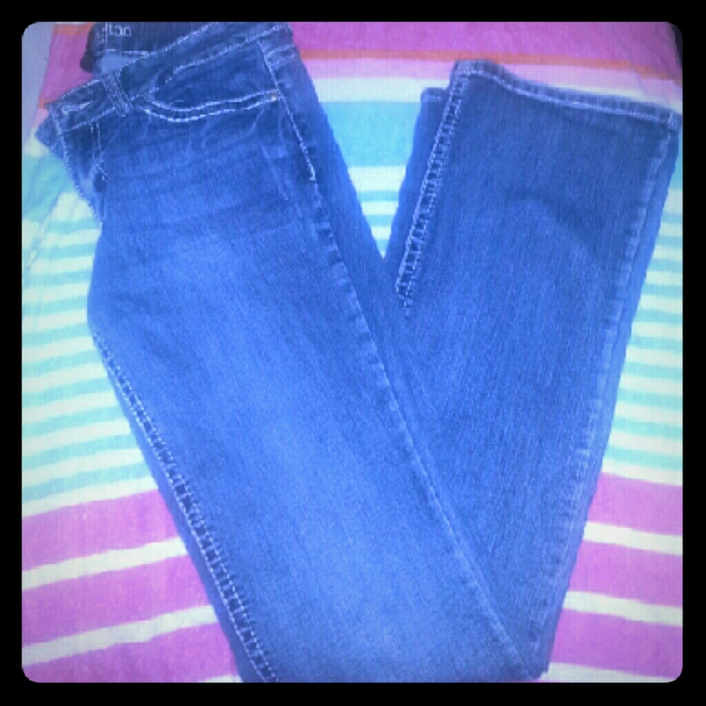 FLASH SALE EVERYTHING 3/$12  indigo boot cut jeans